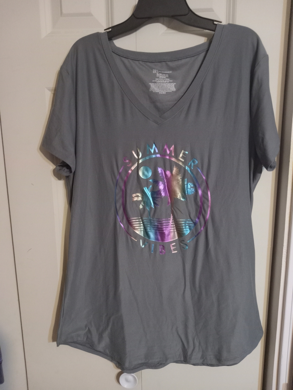 No Boundaries Gray V-Neck Tee with Iridescent Graphic